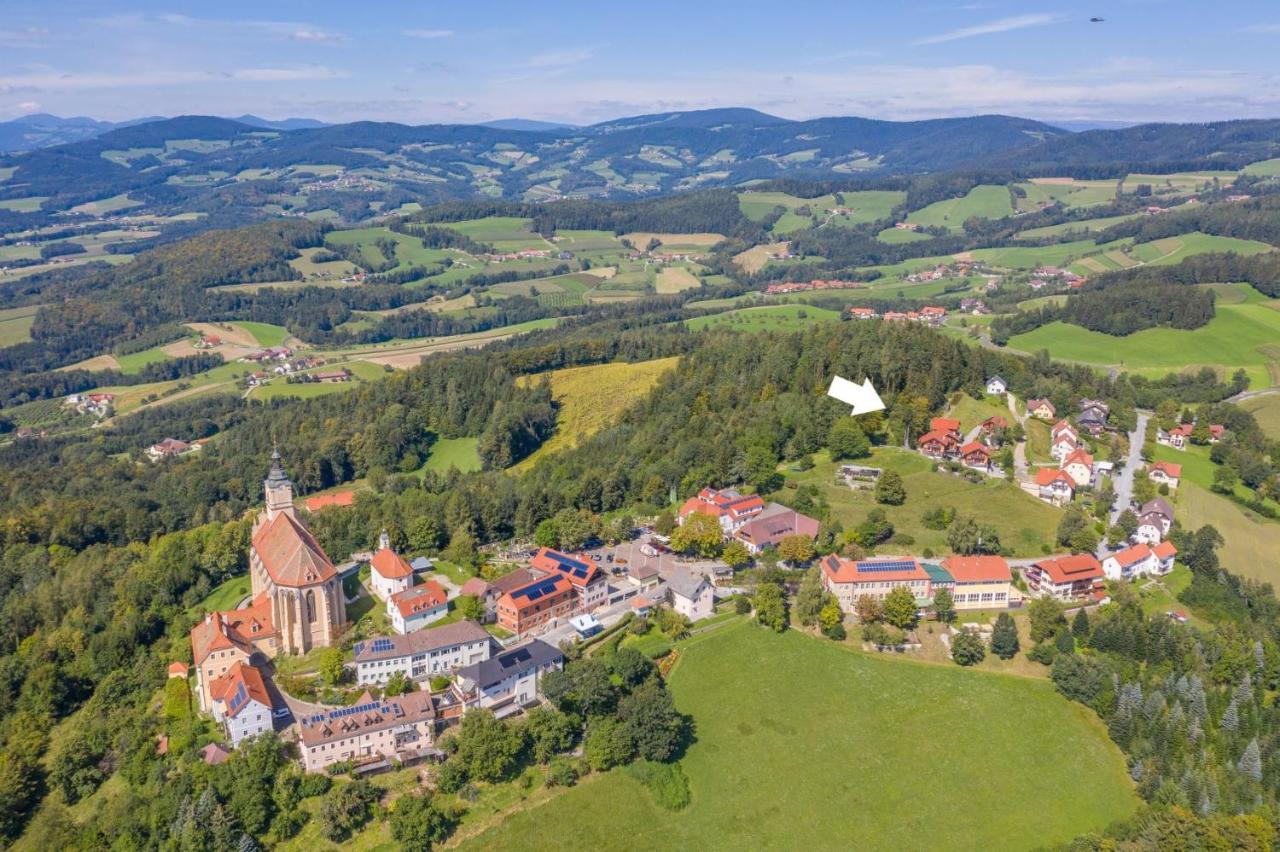 Bergchalet Am Waldrand - Pool, Sauna & Kamin Pöllauberg Εξωτερικό φωτογραφία